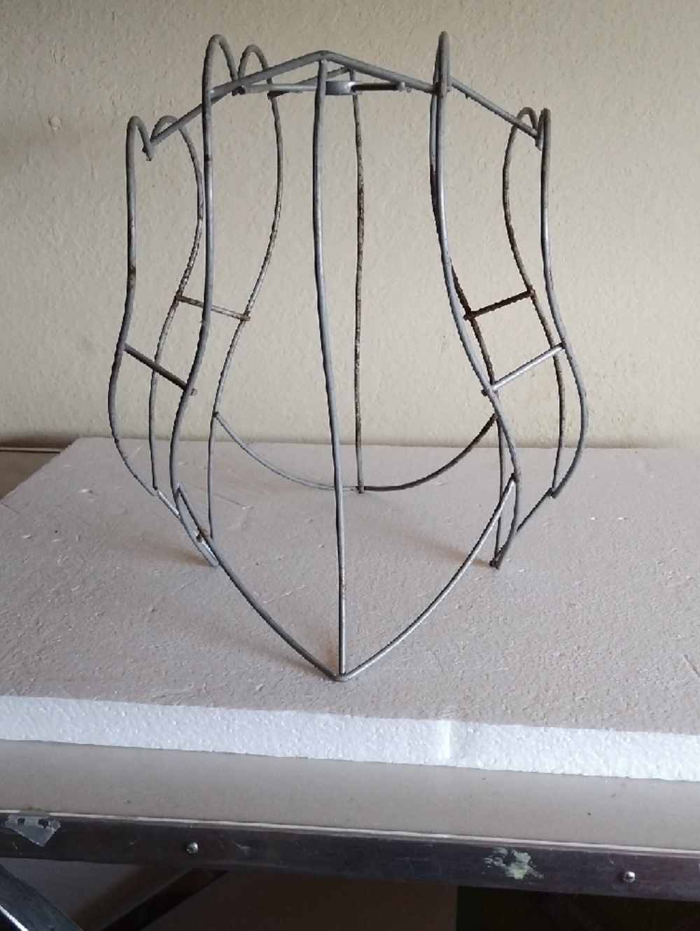 lamp frame - Picture 2 of 6